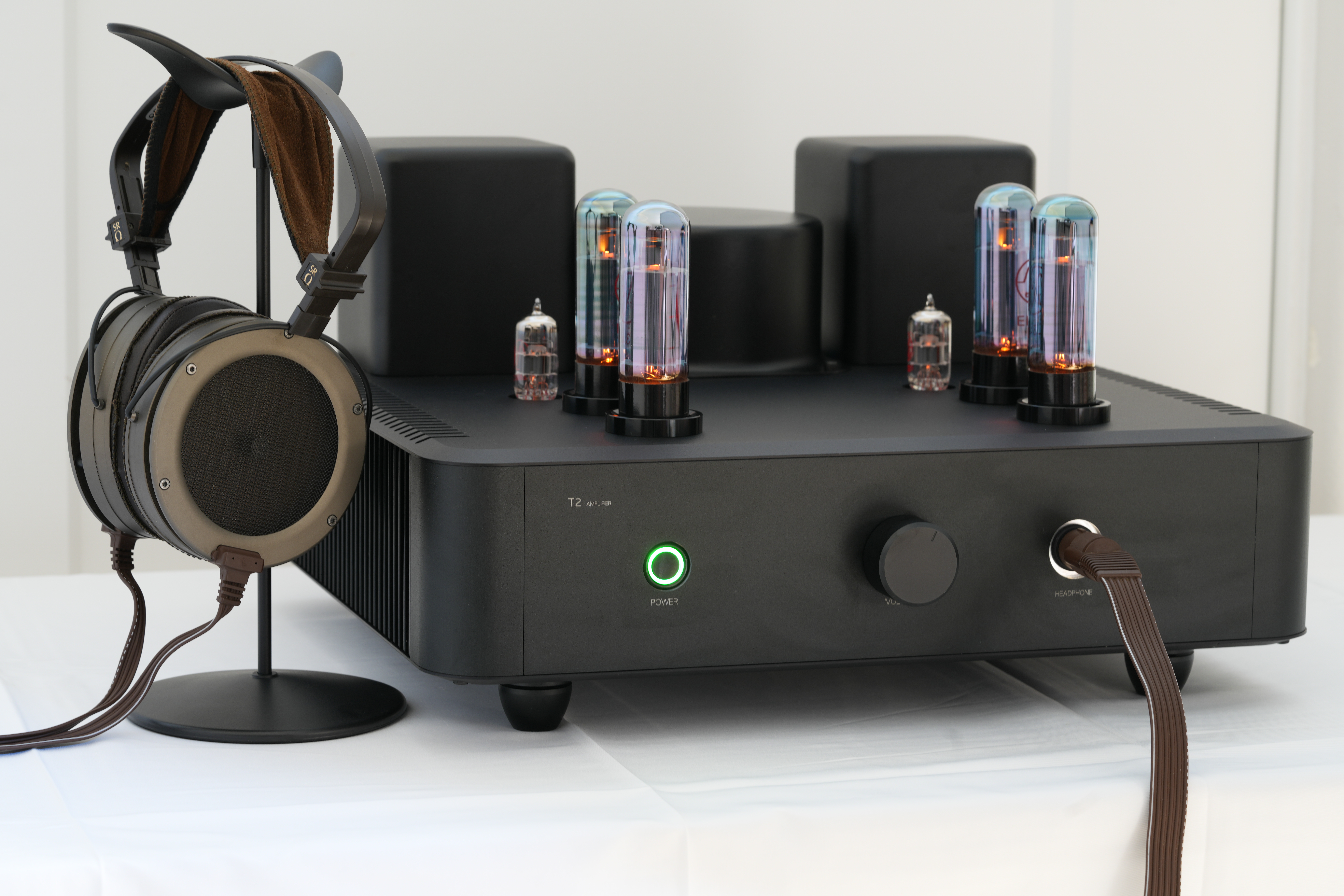 T2 Mini front view – electrostatic headphone amplifier